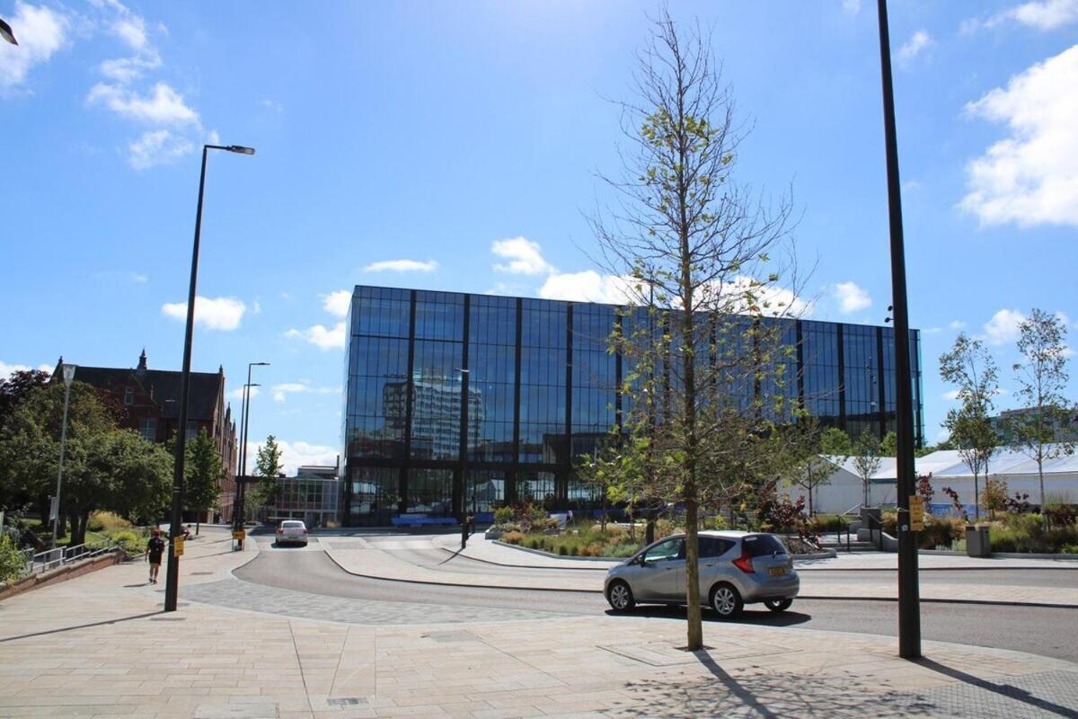 Two Bedroom Apartment, Free Parking, Close To Uclan And Free Wifi Preston  Eksteriør billede