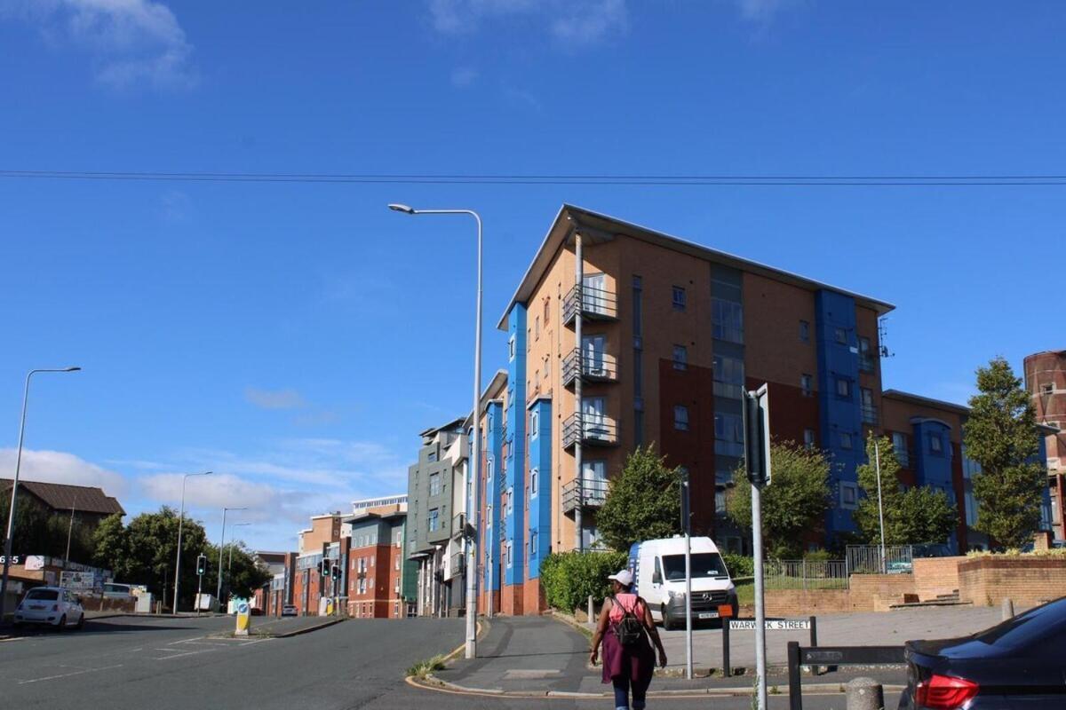 Two Bedroom Apartment, Free Parking, Close To Uclan And Free Wifi Preston  Eksteriør billede